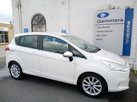 FORD B-MAX 1.6 Titanium Navigator 